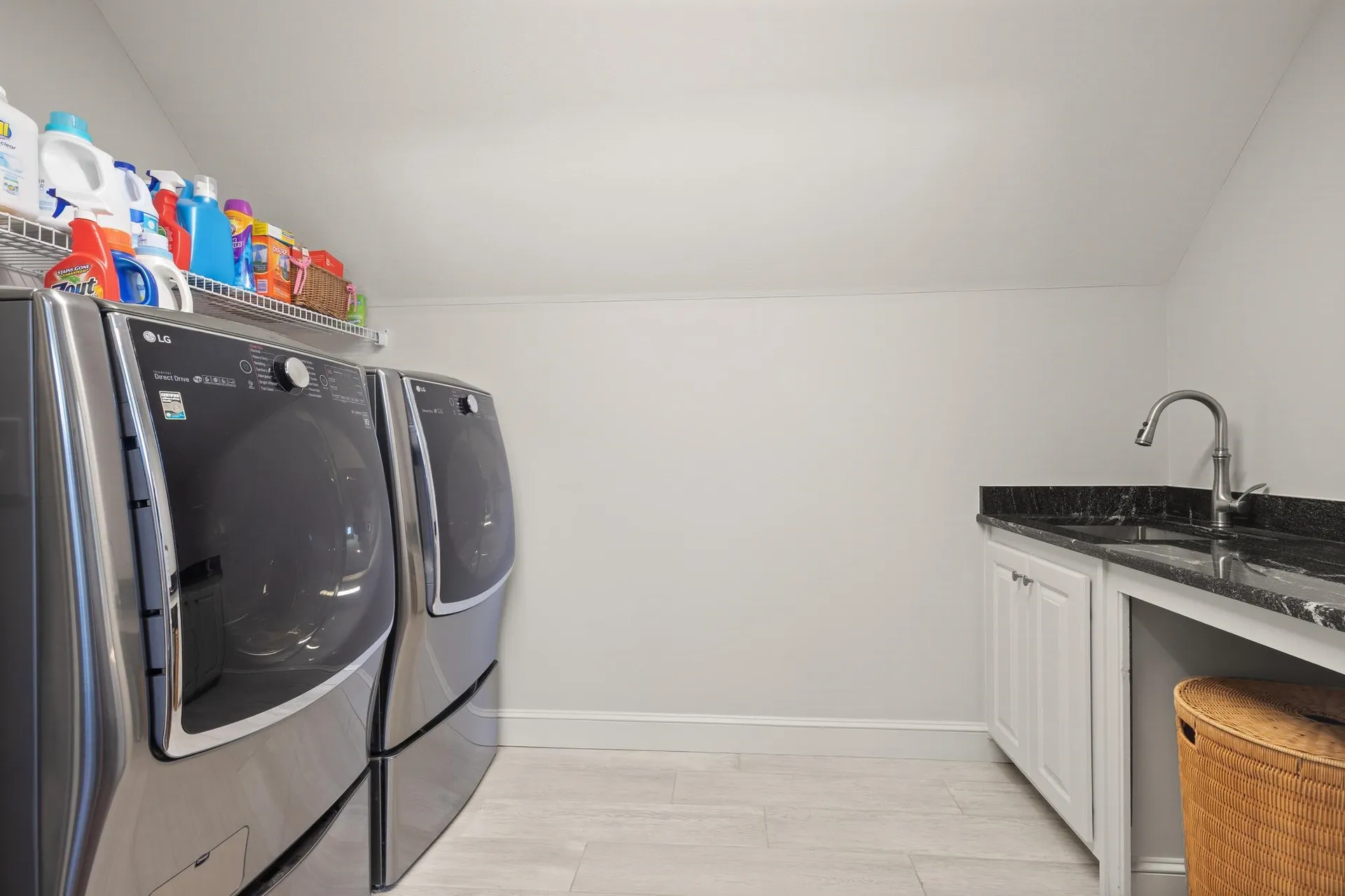 26 Snow Lane Hollis NH 03049