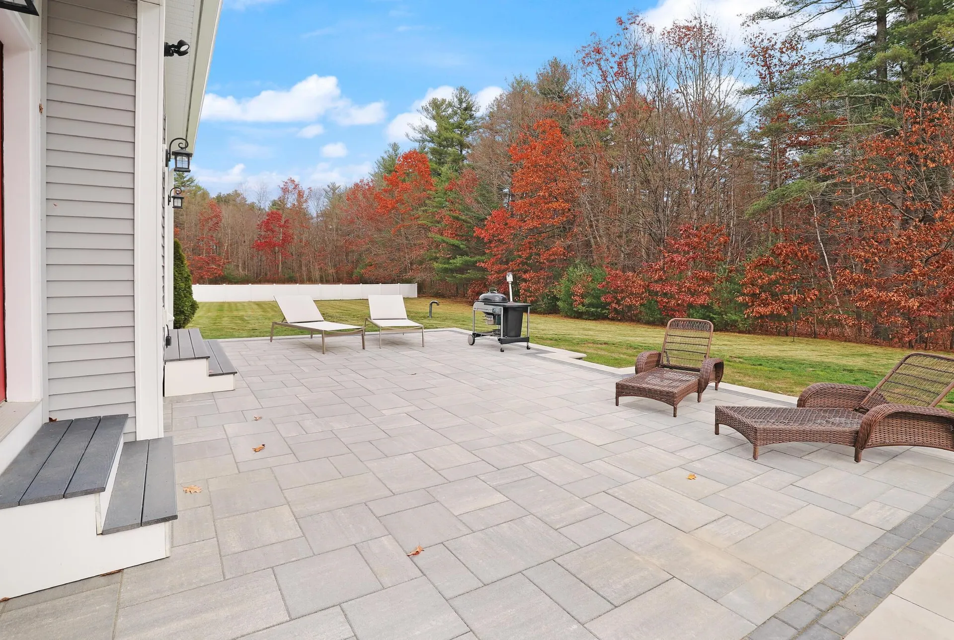 26 Snow Lane Hollis NH 03049