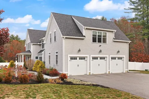 26 Snow Lane Hollis NH 03049