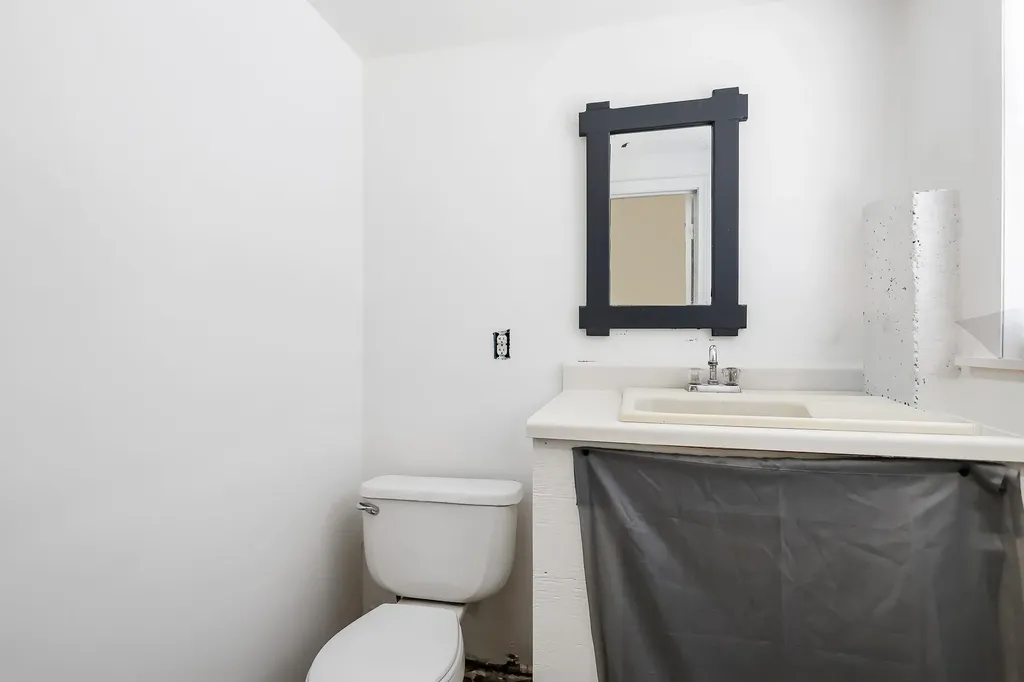 2 Mulberry Street Windham NH 03087