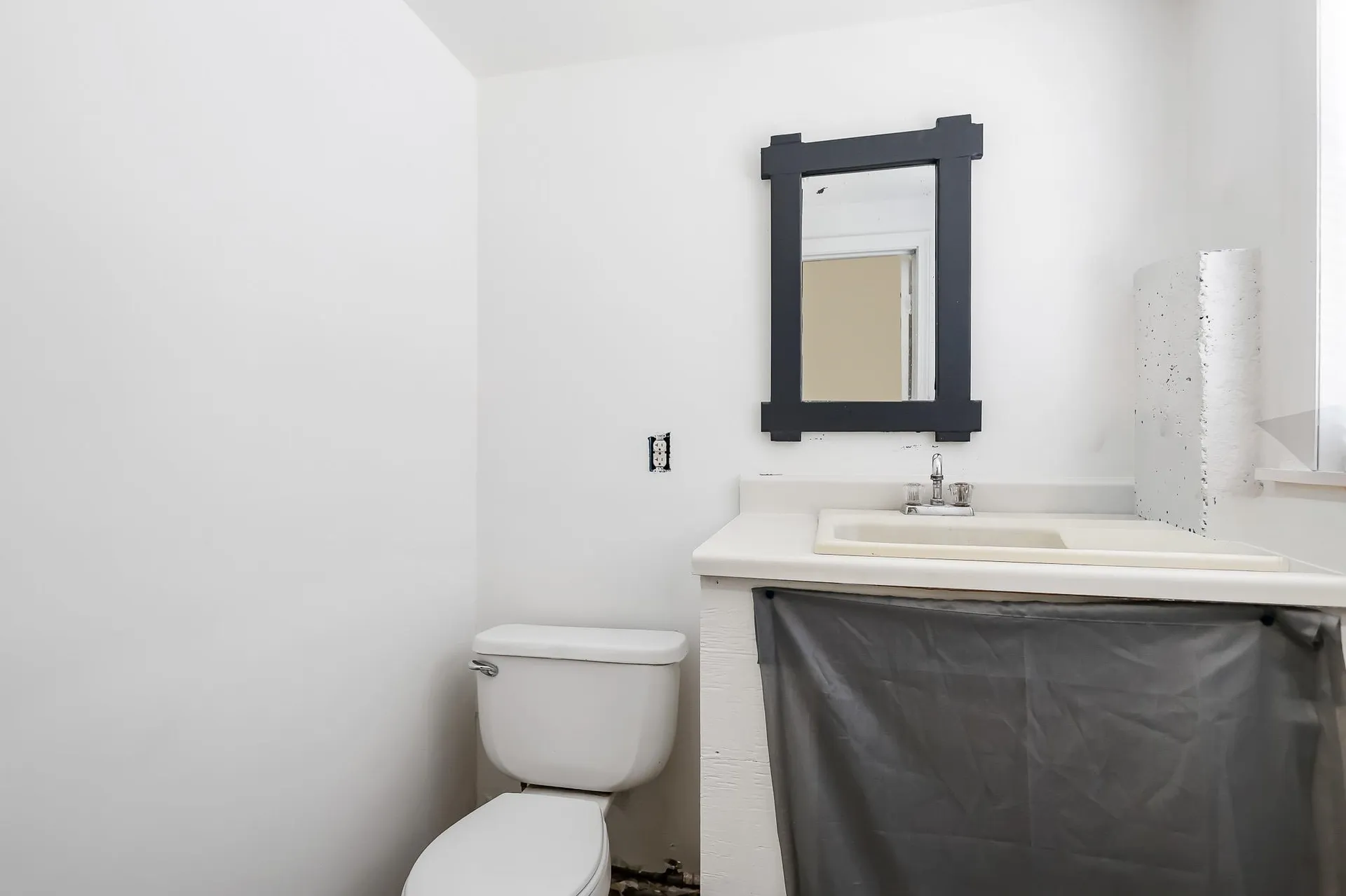 2 Mulberry Street Windham NH 03087