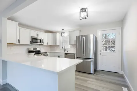 2 Mulberry Street Windham NH 03087