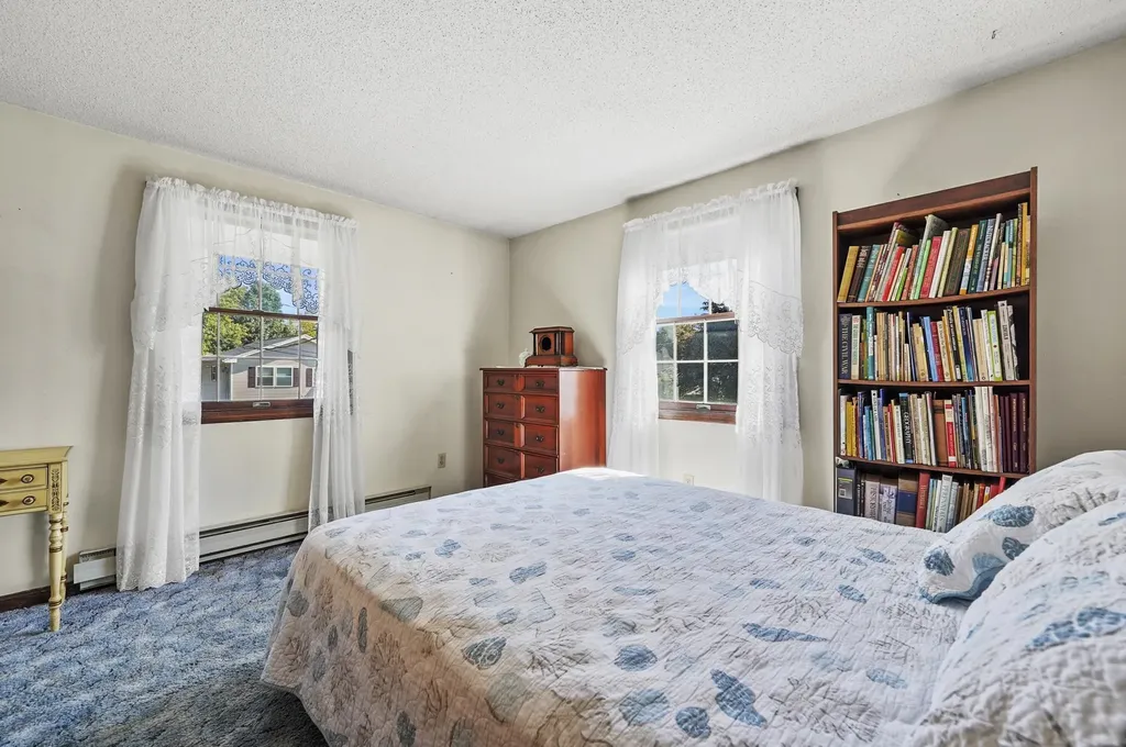 40 Opal Avenue Portsmouth NH 03801