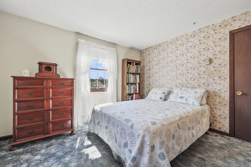 40 Opal Avenue Portsmouth NH 03801