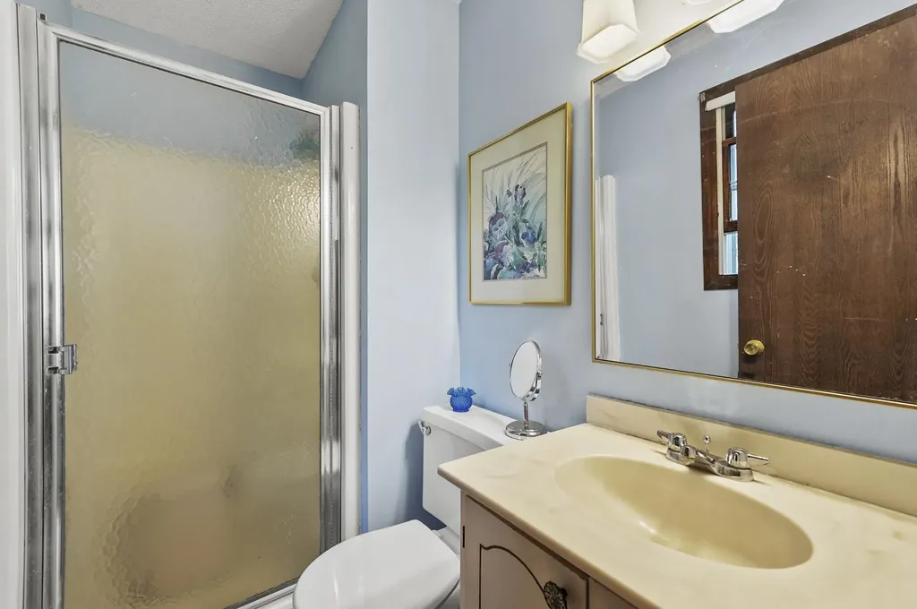 40 Opal Avenue Portsmouth NH 03801