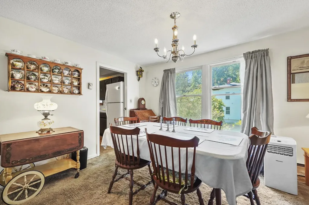 40 Opal Avenue Portsmouth NH 03801