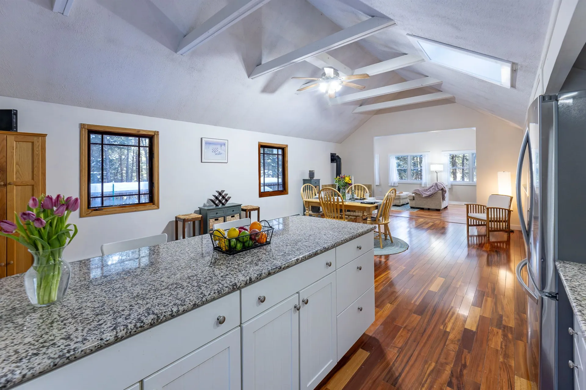 107 Jay Hill Road Hartford VT 05059