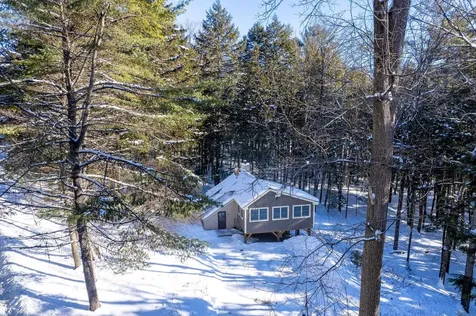 107 Jay Hill Road Hartford VT 05059