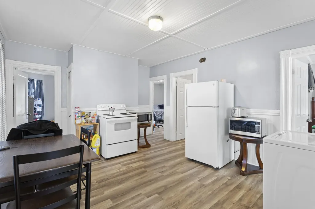 214 Bremer Street Manchester NH 03102