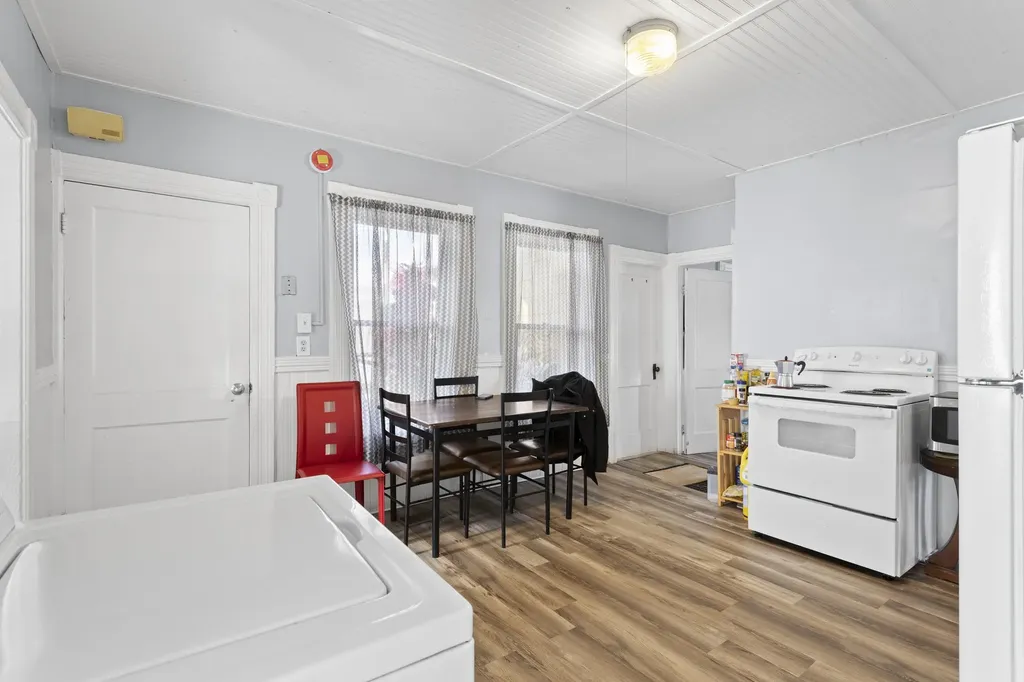 214 Bremer Street Manchester NH 03102