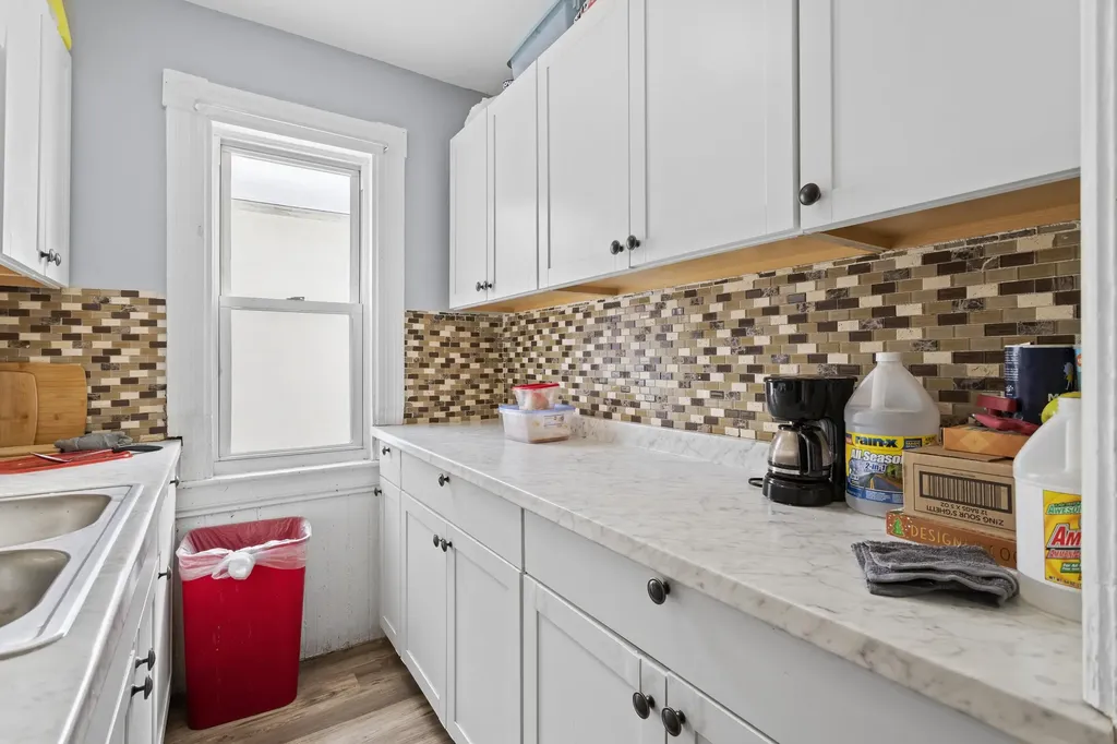 214 Bremer Street Manchester NH 03102