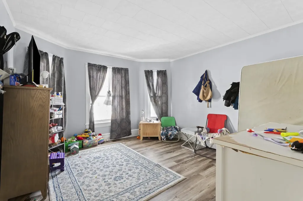 214 Bremer Street Manchester NH 03102