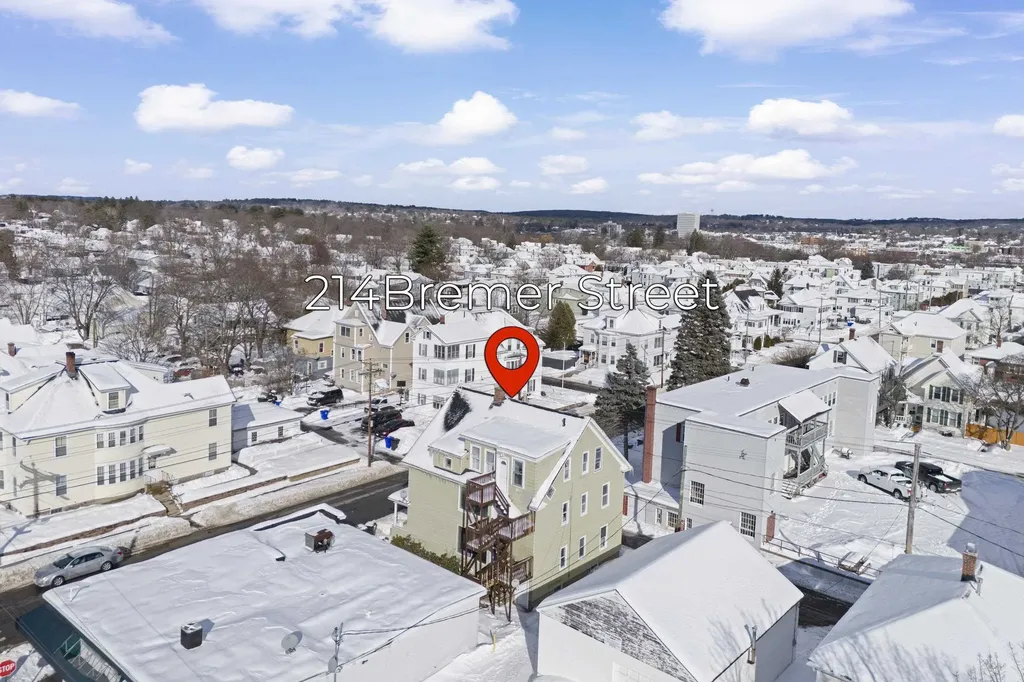 214 Bremer Street Manchester NH 03102