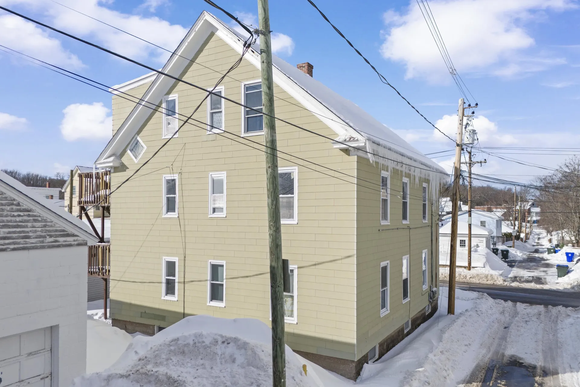 214 Bremer Street Manchester NH 03102