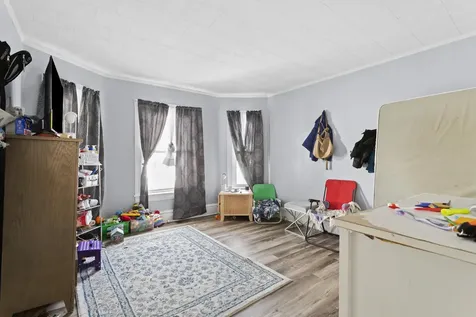 214 Bremer Street Manchester NH 03102