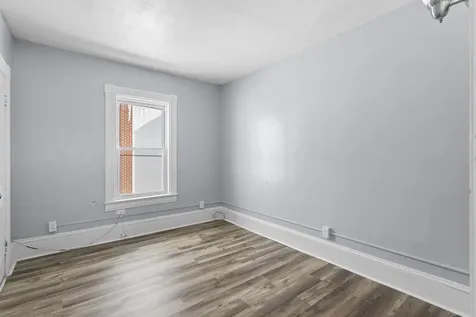 214 Bremer Street Manchester NH 03102