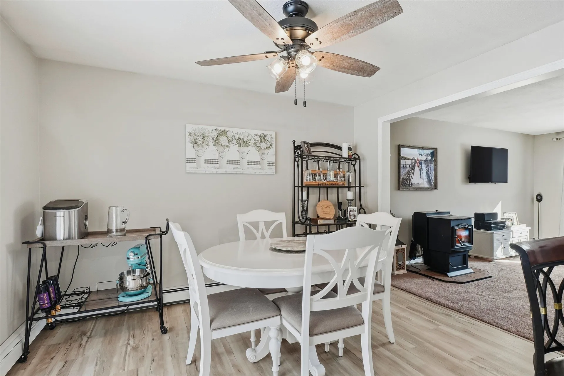 5 Richard Court Raymond NH 03077