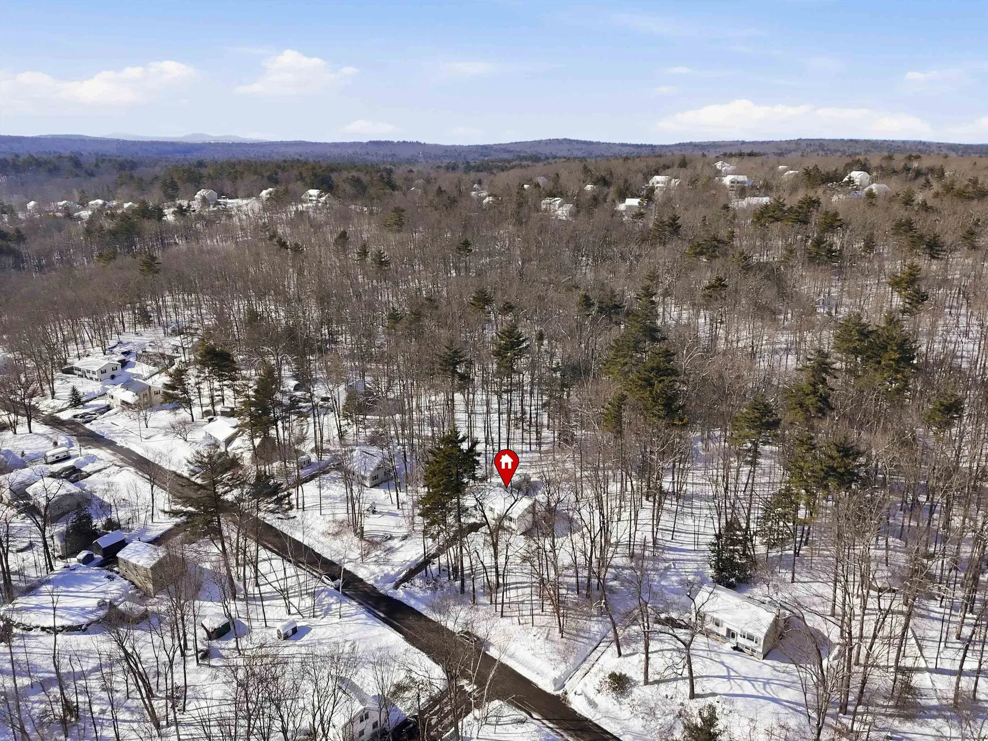 5 Richard Court Raymond NH 03077