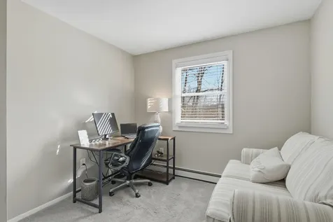 5 Richard Court Raymond NH 03077