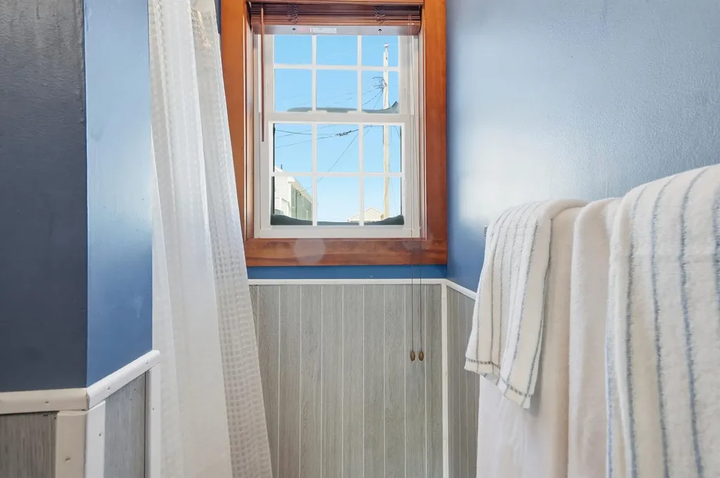 3 Tyngsboro Street Seabrook NH 03874