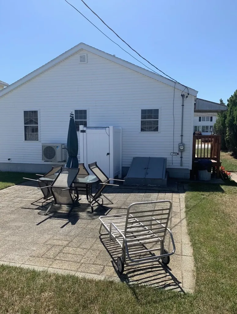 3 Tyngsboro Street Seabrook NH 03874