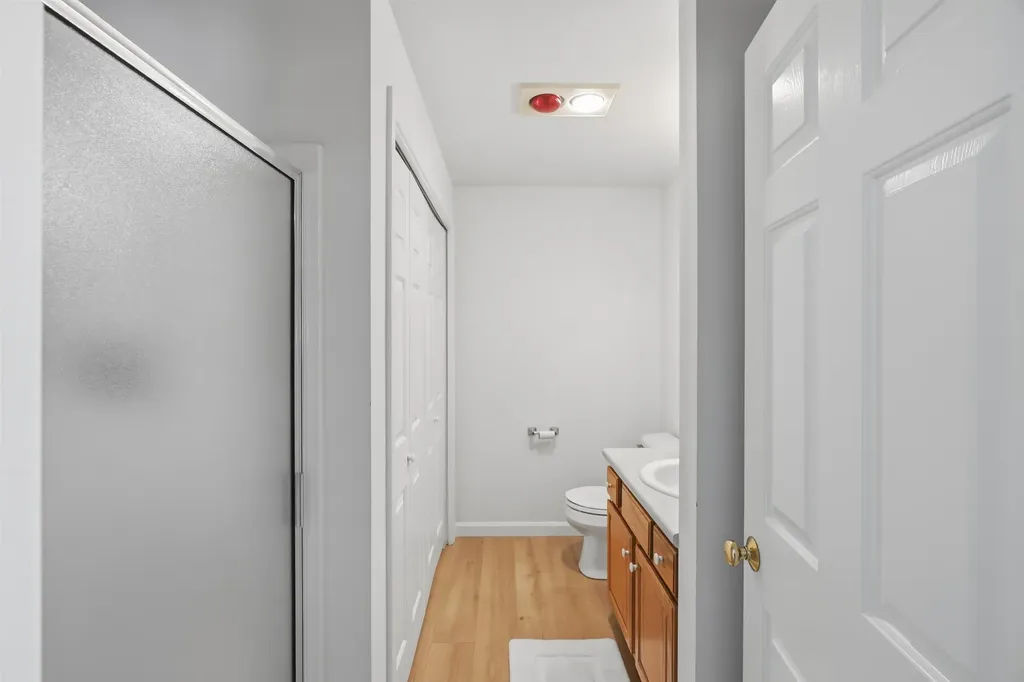 3 Katherine Court Hudson NH 03051