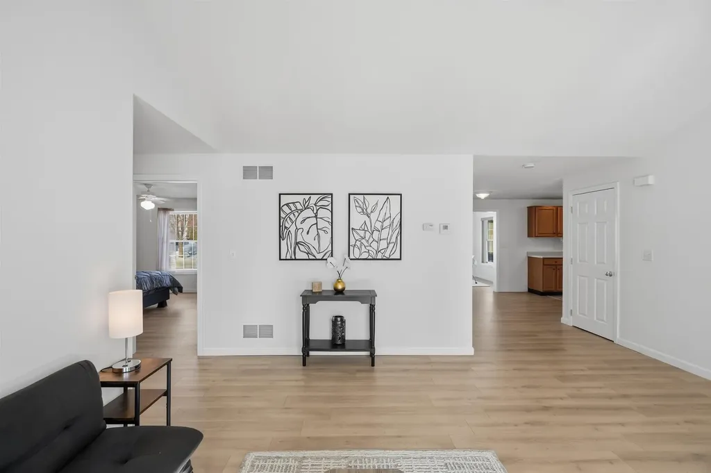 3 Katherine Court Hudson NH 03051