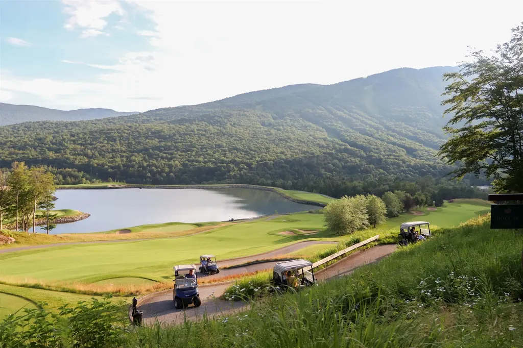 7412 Mountain Road Stowe VT 05672