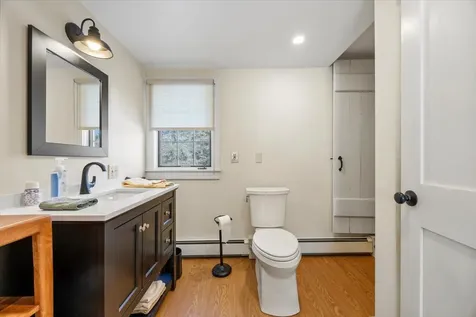 76 Tsienneto Road Derry NH 03038