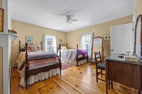 76 Tsienneto Road Derry NH 03038