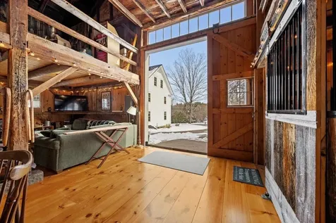 76 Tsienneto Road Derry NH 03038