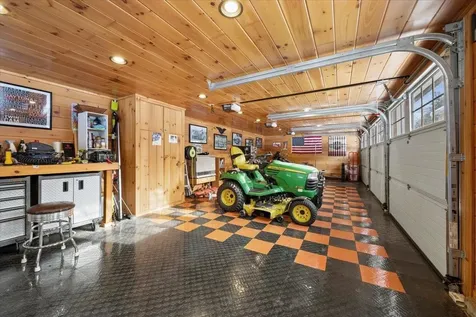 76 Tsienneto Road Derry NH 03038