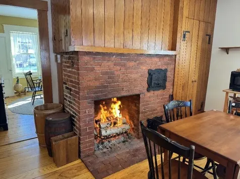 76 Tsienneto Road Derry NH 03038