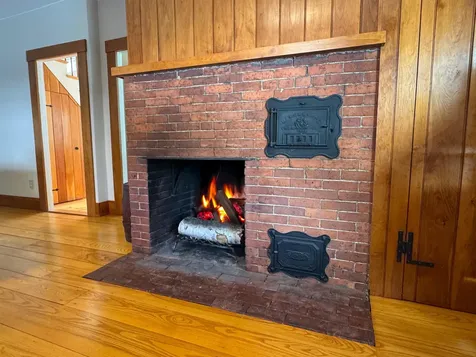 76 Tsienneto Road Derry NH 03038