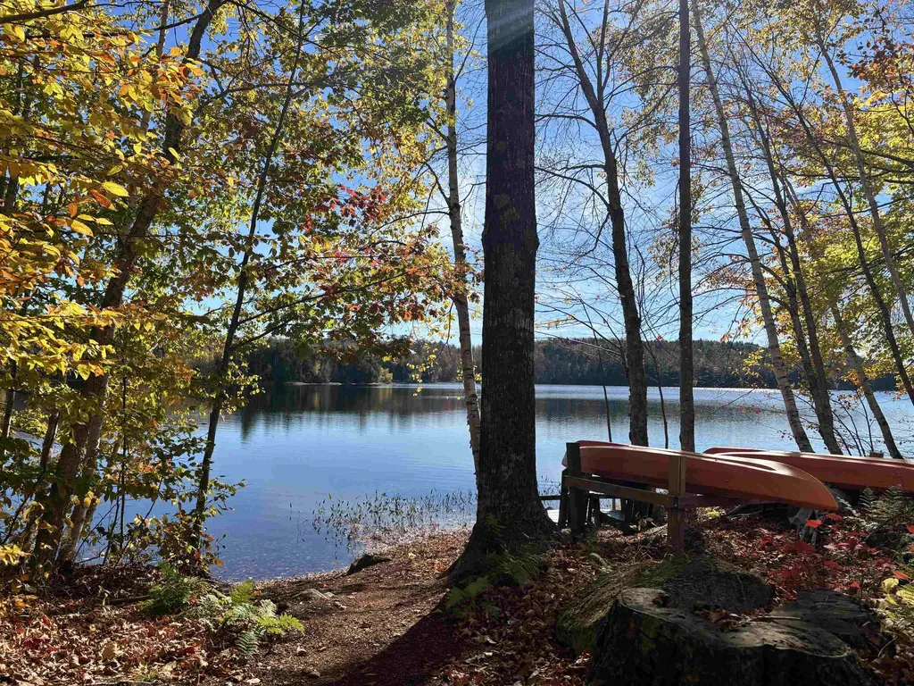 21 Shore Road Grantham NH 03753