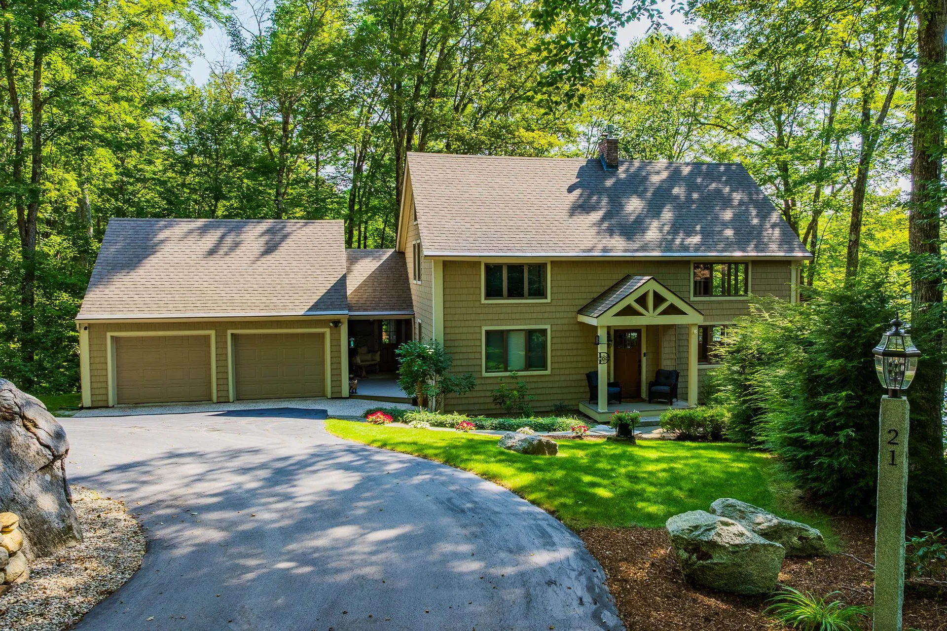 21 Shore Road Grantham NH 03753