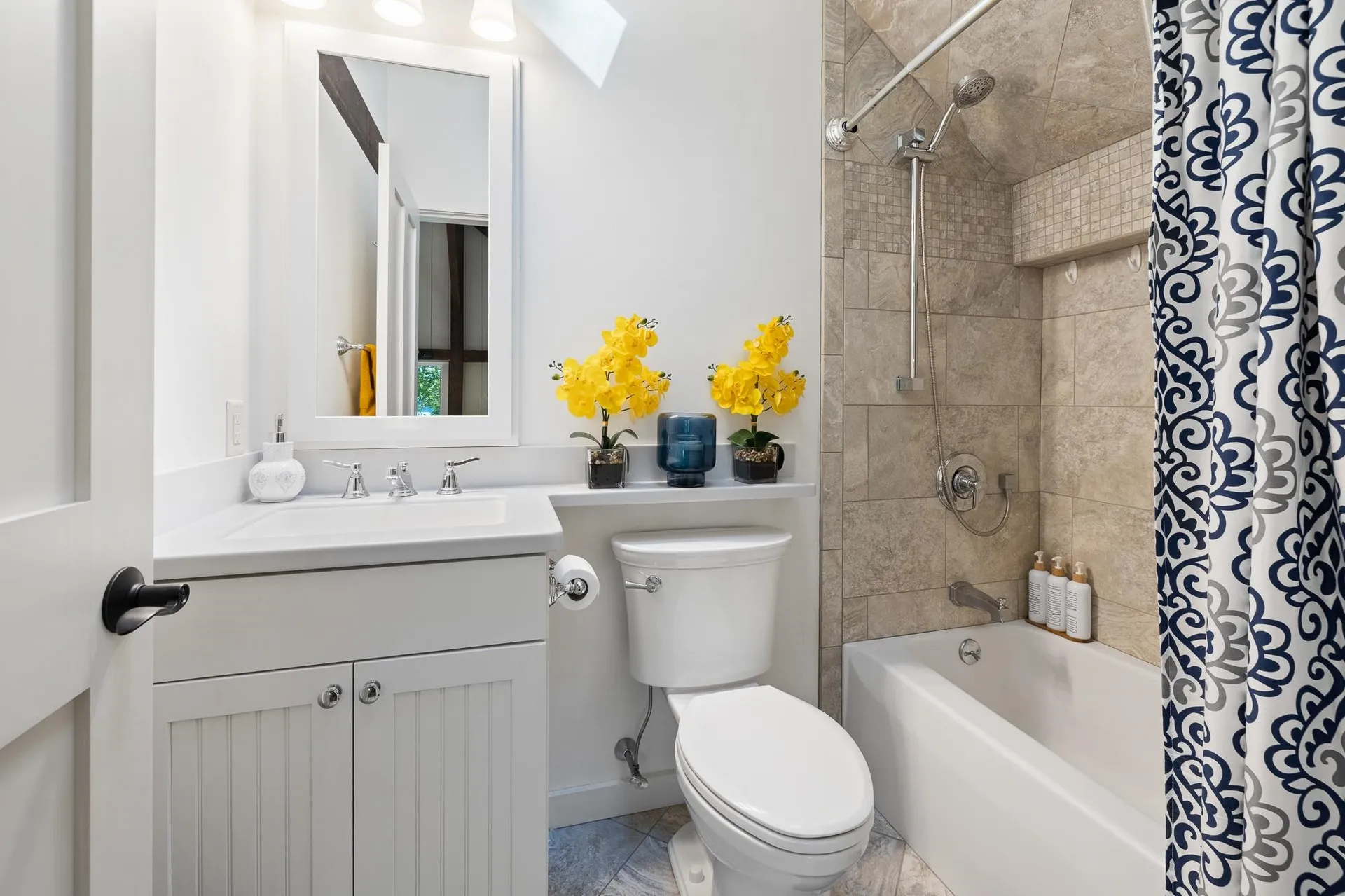 21 Shore Road Grantham NH 03753