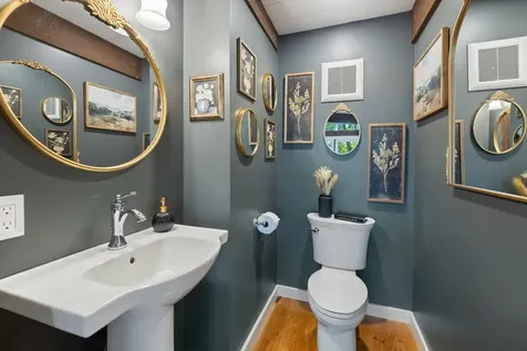 21 Shore Road Grantham NH 03753