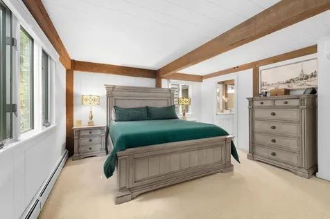 21 Shore Road Grantham NH 03753