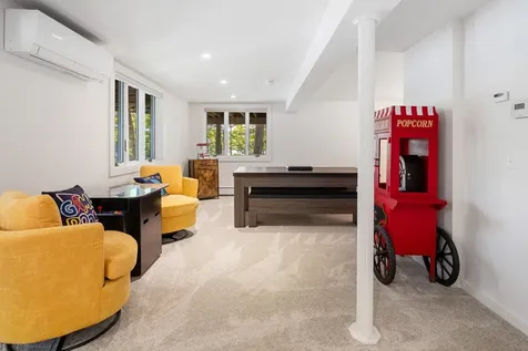 21 Shore Road Grantham NH 03753