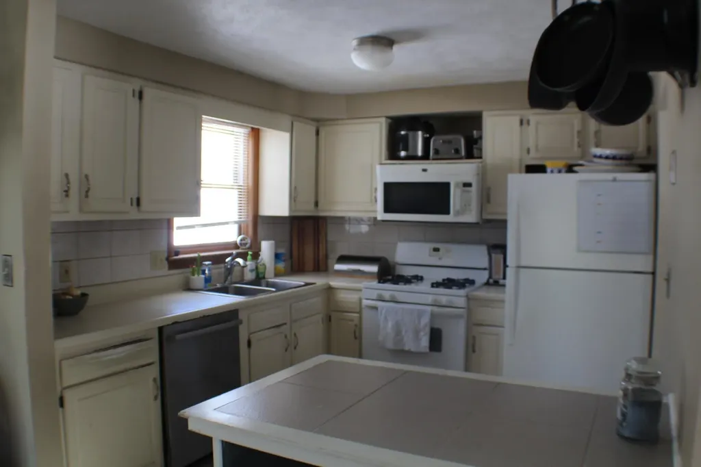 37 Woodbine Avenue Concord NH 03303