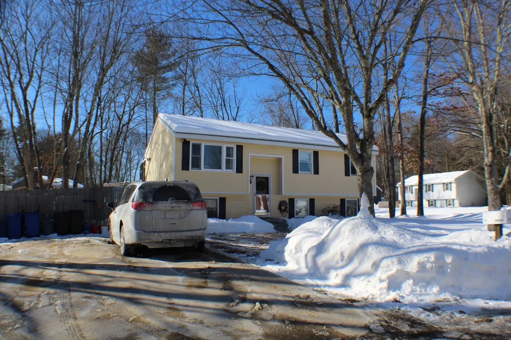 37 Woodbine Avenue Concord NH 03303