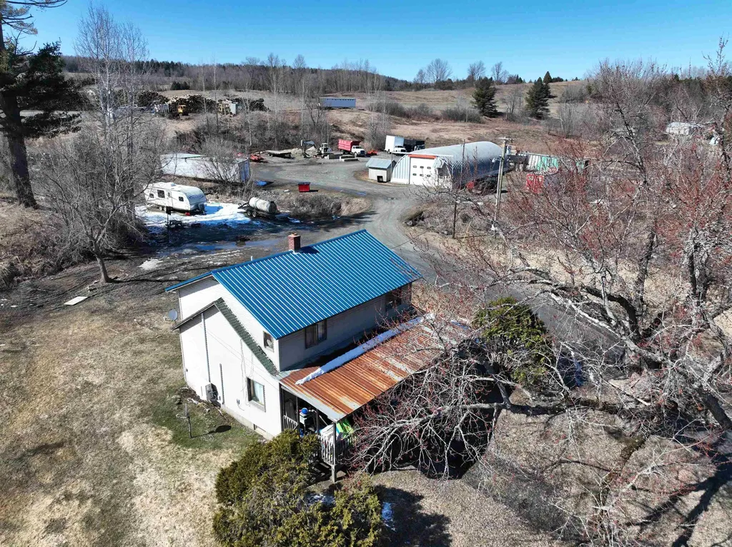 109 River Road Irasburg VT 05845