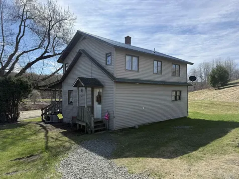 109 River Road Irasburg VT 05845