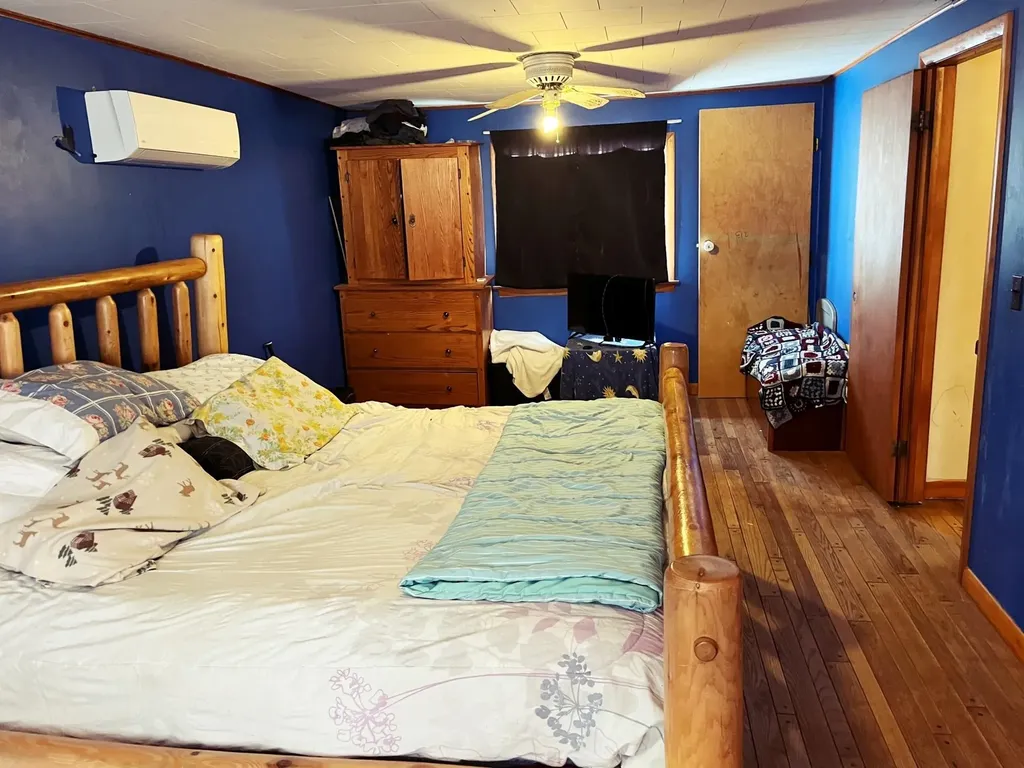 109 River Road Irasburg VT 05845