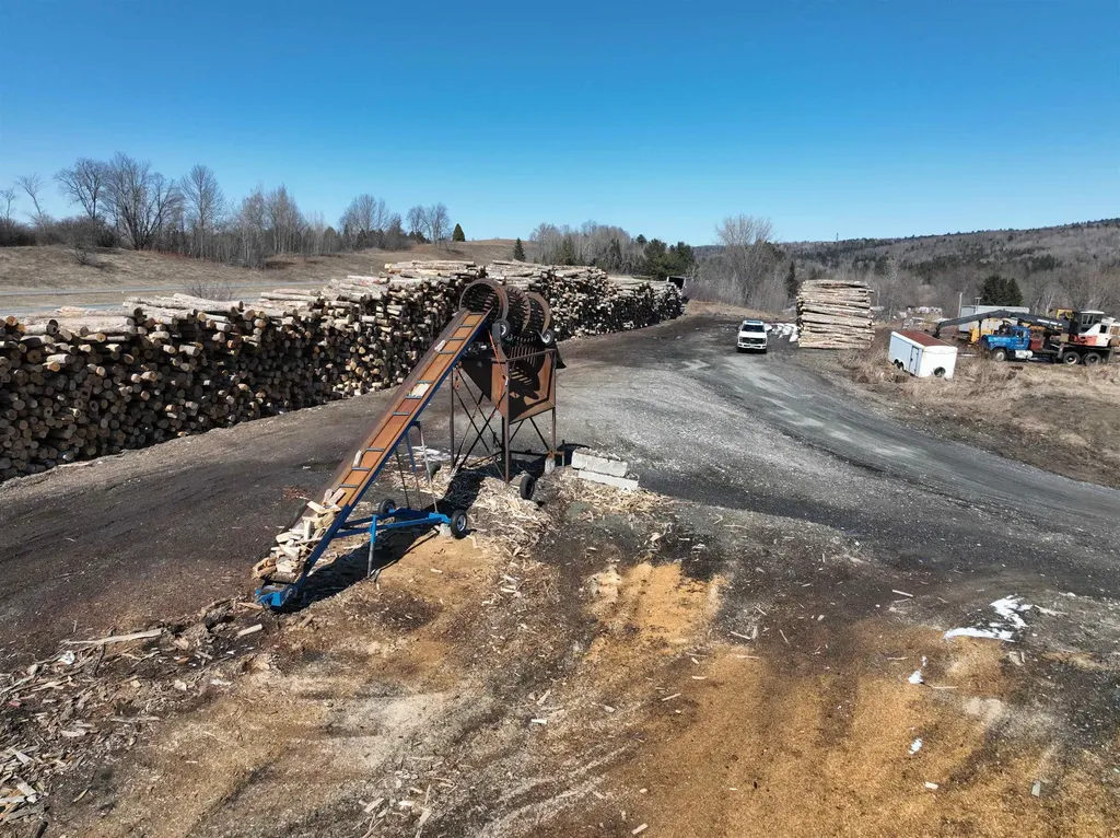 109 River Road Irasburg VT 05845