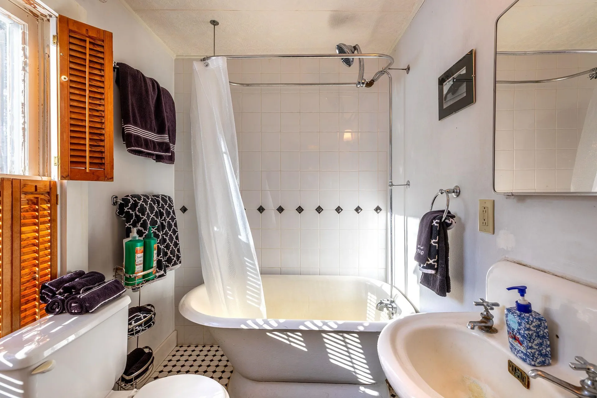 9047 Vt Route 30 Jamaica VT 05343