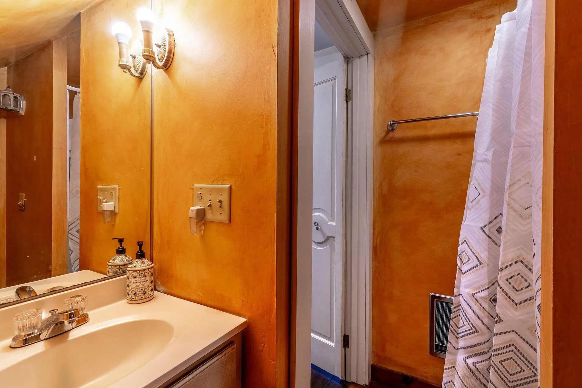 9047 Vt Route 30 Jamaica VT 05343