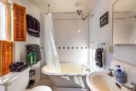 9047 Vt Route 30 Jamaica VT 05343