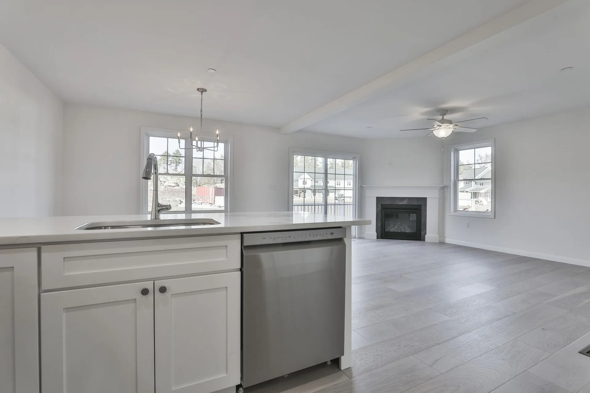 5 Autumn Lane Raymond NH 03077